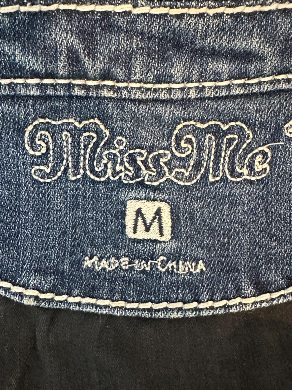 Miss Me Jacket Women's Sz M Blue Denim Embroidered Jean Cropped Coat - Picture 14 of 16